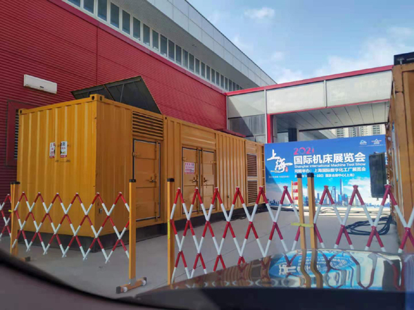 天长发电车出租-发电机无电压或电压太低怎么办？