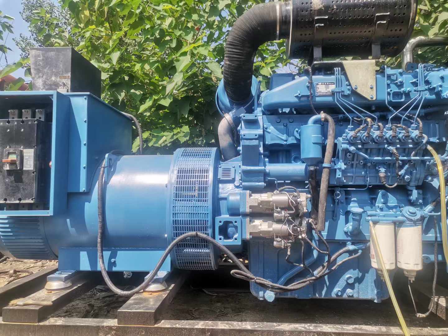 天长详细说明降低 800kW 柴油发电机输出电流波动的方法